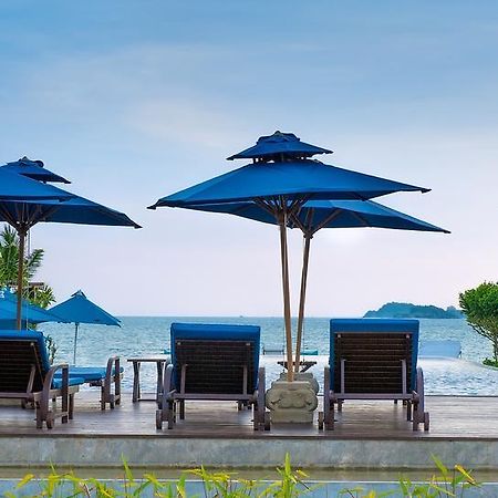 The Oriental Beach Resort Rayong Exterior photo